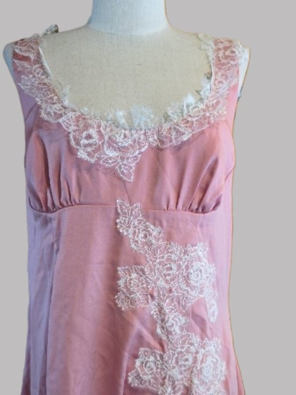 NEW $429 FOR LOVE AND LEMONS CLEMENCE PINK SATIN MAXI GOWN DRESS SIZE L - Picture 5 of 16
